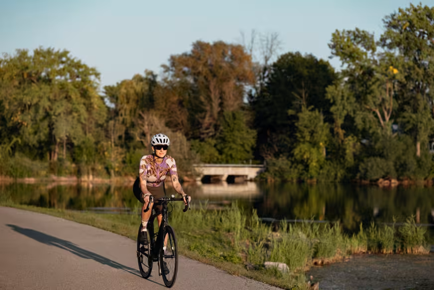 Vélo dans le Parc régional des Îles de Saint-Timothée