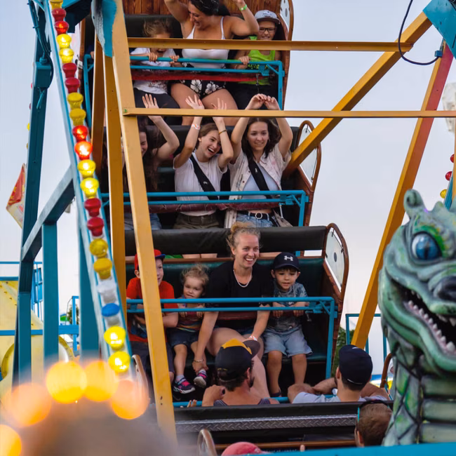 Fun Show Amusement
