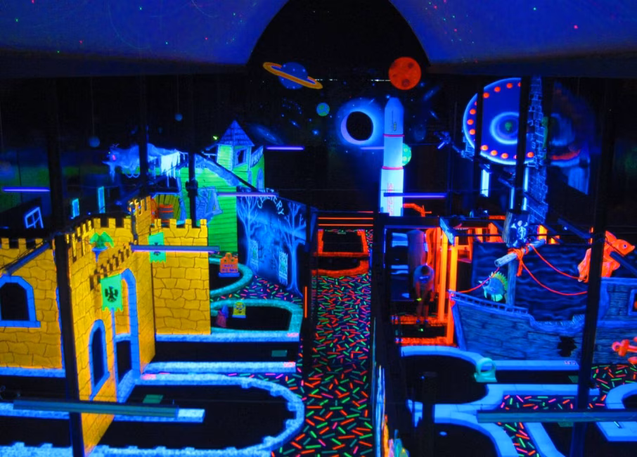 Glo Golf Aventures