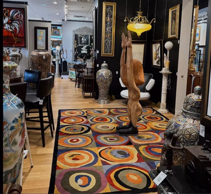 Une des sections à l'intérieur de la galerie