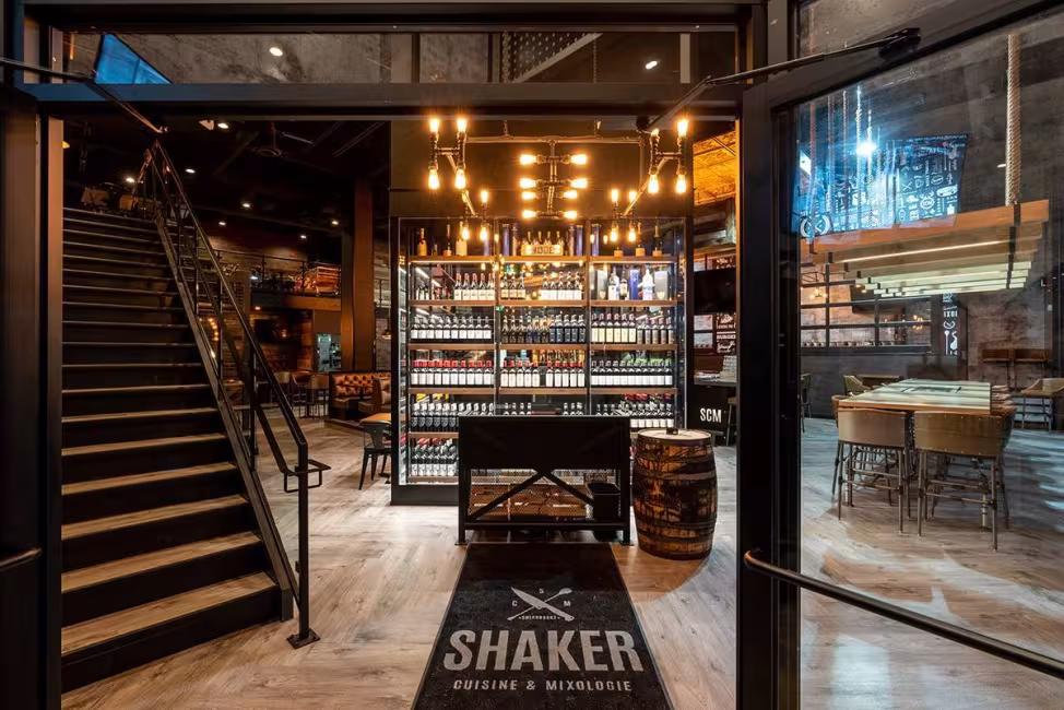 SHAKER CUISINE & MIXOLOGIE