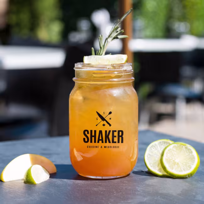 SHAKER CUISINE & MIXOLOGIE