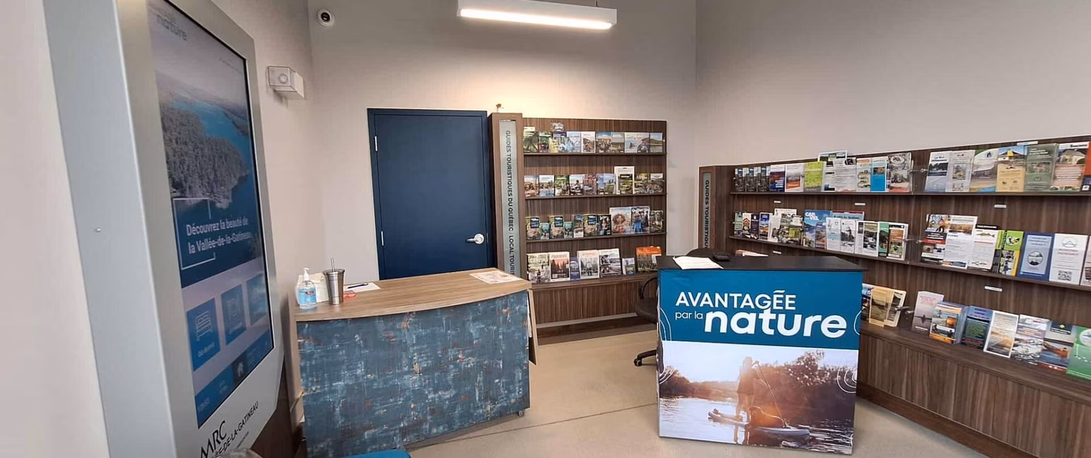  Bureau d'information touristique de Grand-Remous - intérieur