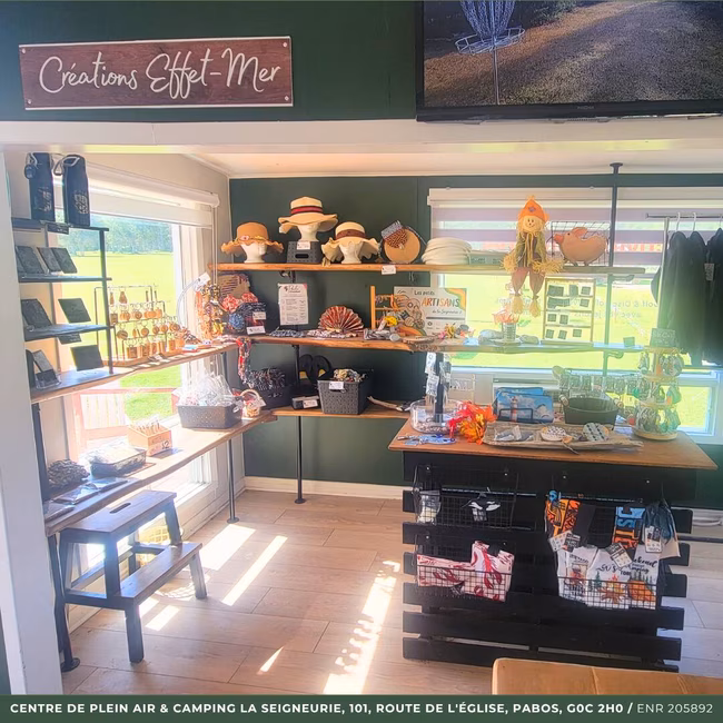 Boutique artisans locaux – Camping La Seigneurie – Pabos Gaspésie