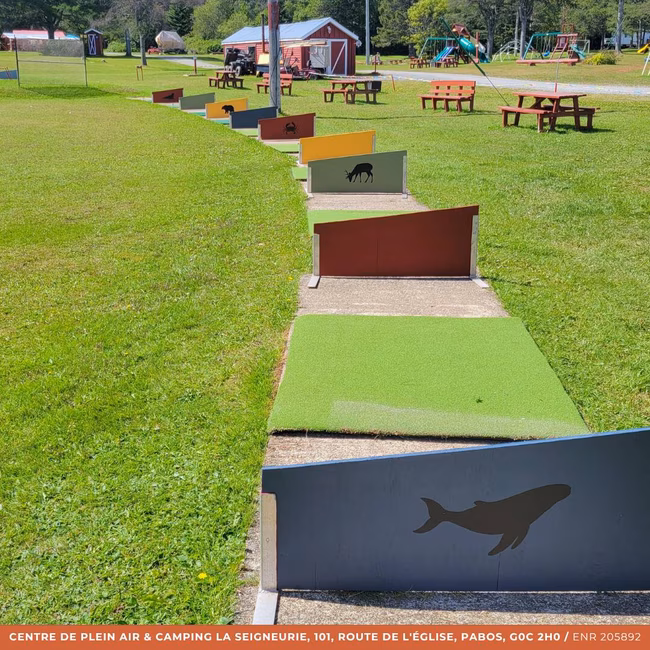 Champ de pratique golf – Camping La Seigneurie – Pabos Gaspésie