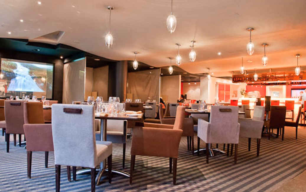 L'Ô - Restaurant et Lounge