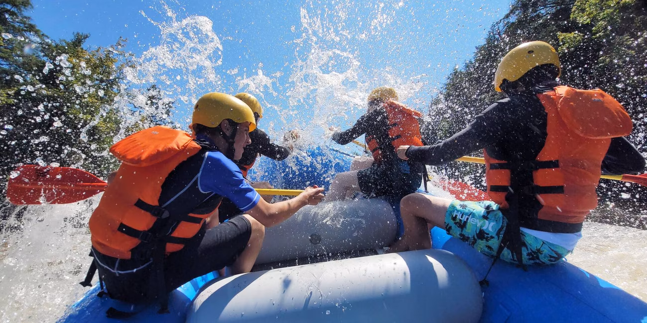 Rafting Momentum rivière des Outaouais Intérieur bateau