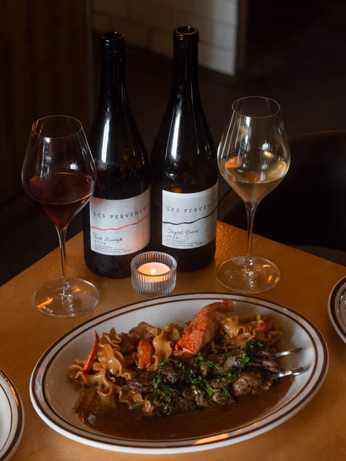 Terroirs Angus - Homard d'Anticosti, veau et mafaldines à la bisque maison