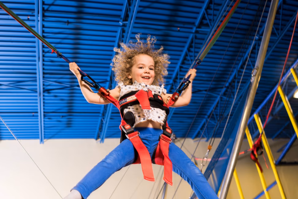 Trampoline bungee