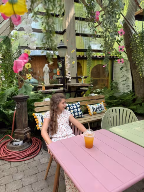 Café Chez Lucien - 5