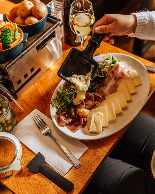 Restaurant La Raclette – Raclette à l’européenne
