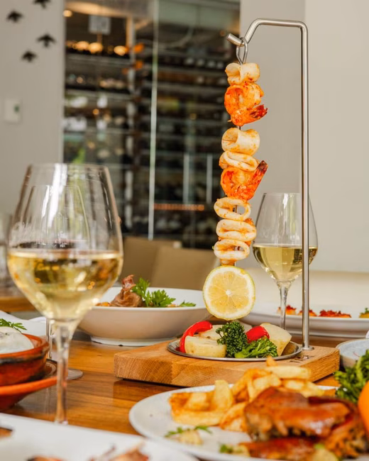 Aldea MTL - Brochette de crevettes et calmars