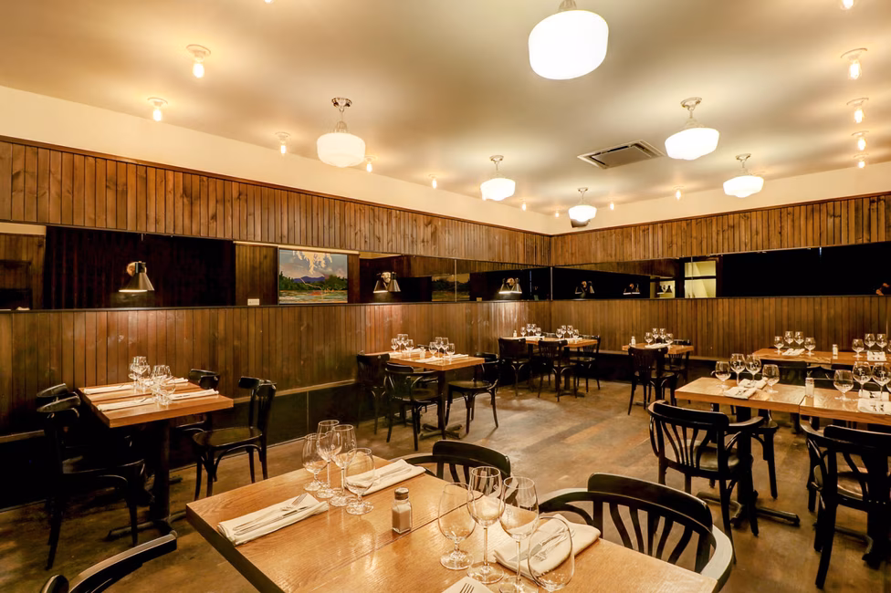Les Cavistes Restaurant Bar à vin