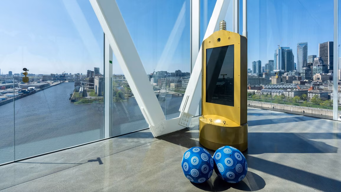 Tour du Port de Montréal - Borne interactive
