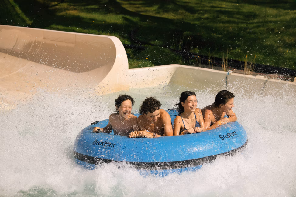 Glissade du Parc aquatique de Bromont