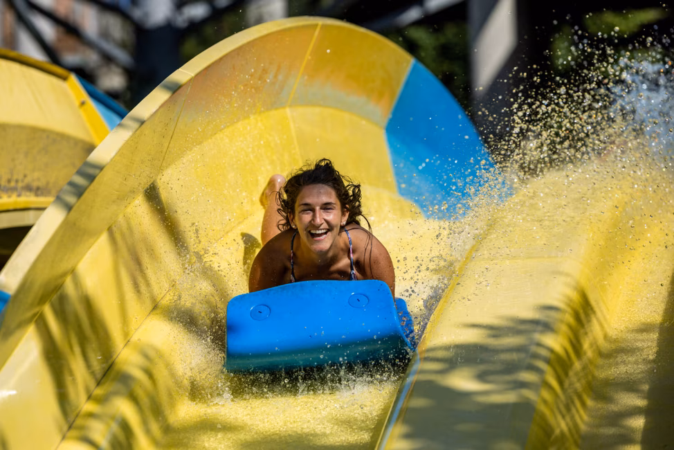 Glissade du Parc aquatique de Bromont