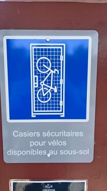 Affiche casiers sécuritaires pour vélo