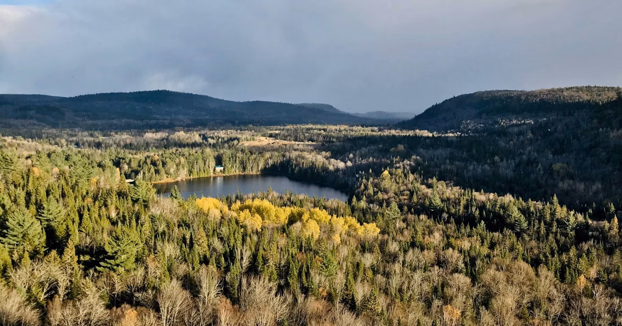 vue panorama rivière Shawinigan-parc récréo forestier secteur amphithéatre