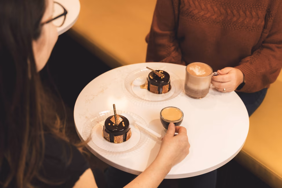 Pâtisserie-café-chocolat chaud