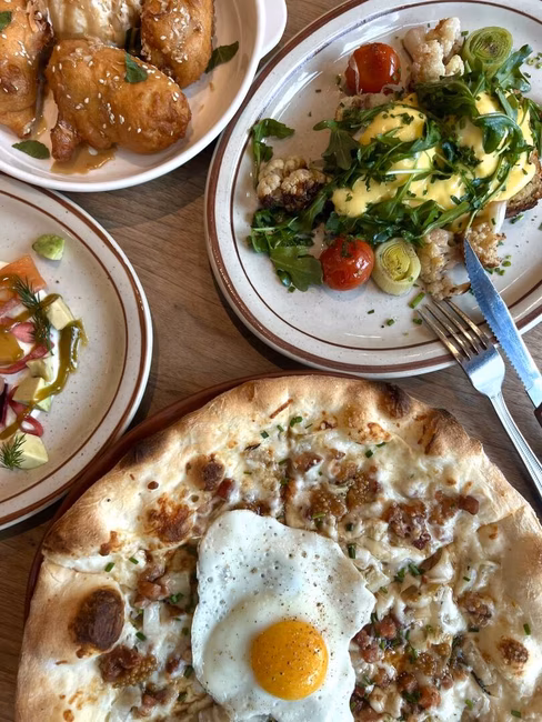 Café Parvis - Brunch samedi et dimanche 10h-15h