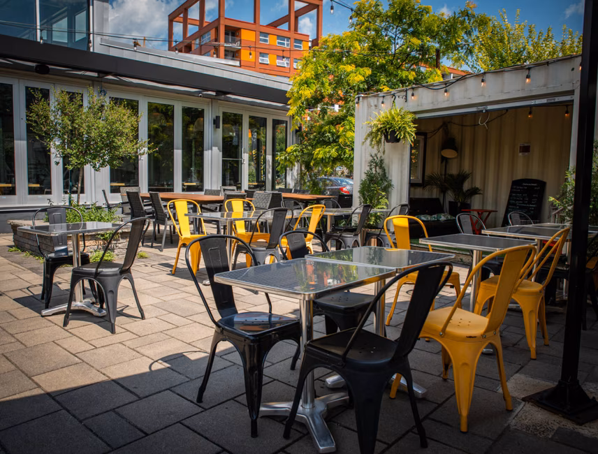 Brasseur de Montréal - Terrasse estivale