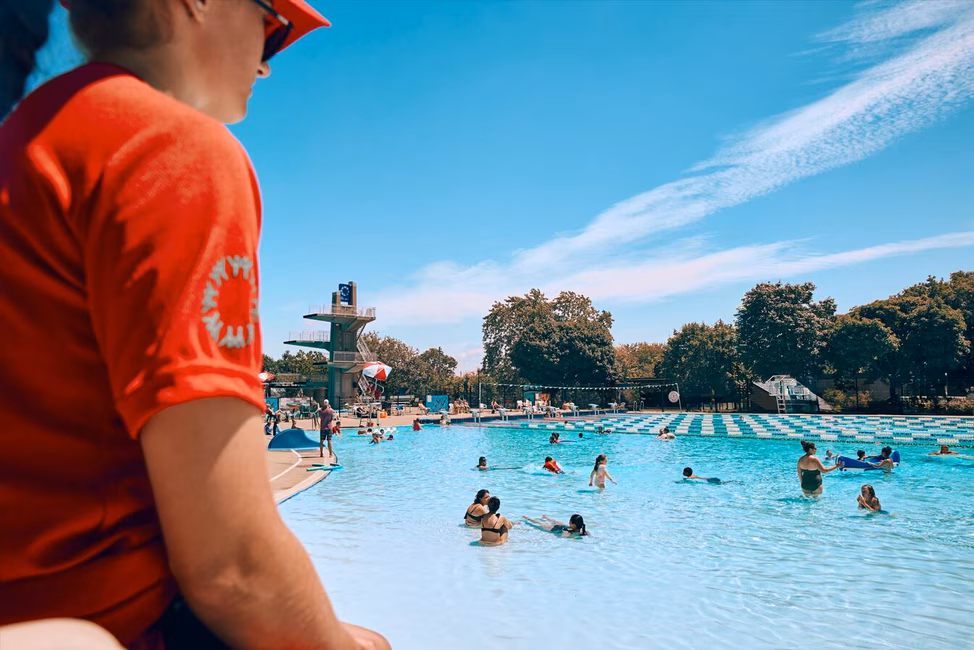 Complexe aquatique du parc Jean-Drapeau - Piscine à pente progressive